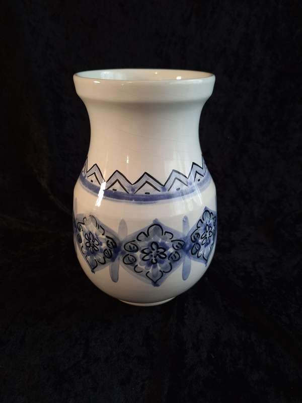 Beautiful Vintage Hand Painted Blue and White Vase