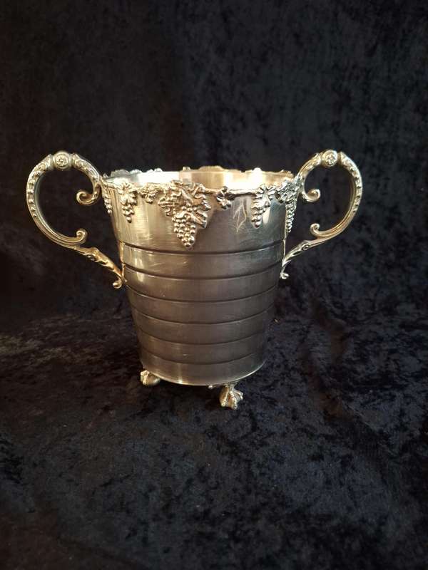 Stunning Vintage Silver Plated Ice Bucket - Serenco.