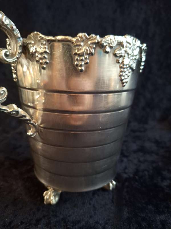 Stunning Vintage Silver Plated Ice Bucket - Serenco.
