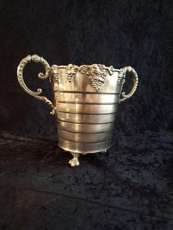 Stunning Vintage Silver Plated Ice Bucket - Serenco.