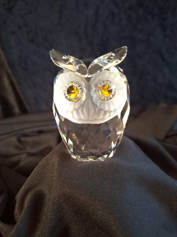 Stunning Vintage Swarovski Crystal Owl