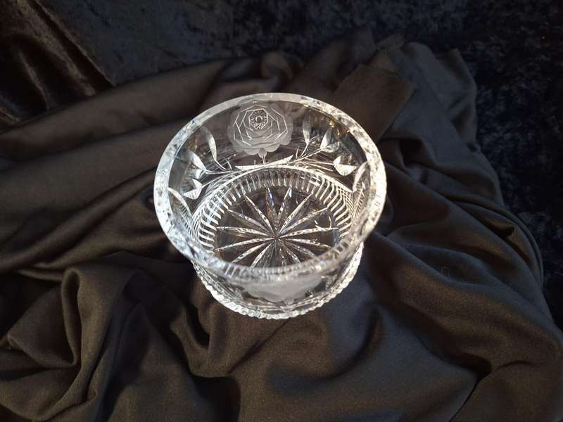 Stunning Vintage Rose Cut Crystal Sweet Bowl - A.