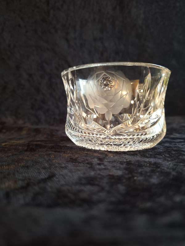 Stunning Vintage Rose Cut Crystal Sweet Bowl - C.