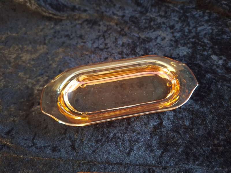 Beautiful Vintage Carnaval Glass Butterdish.