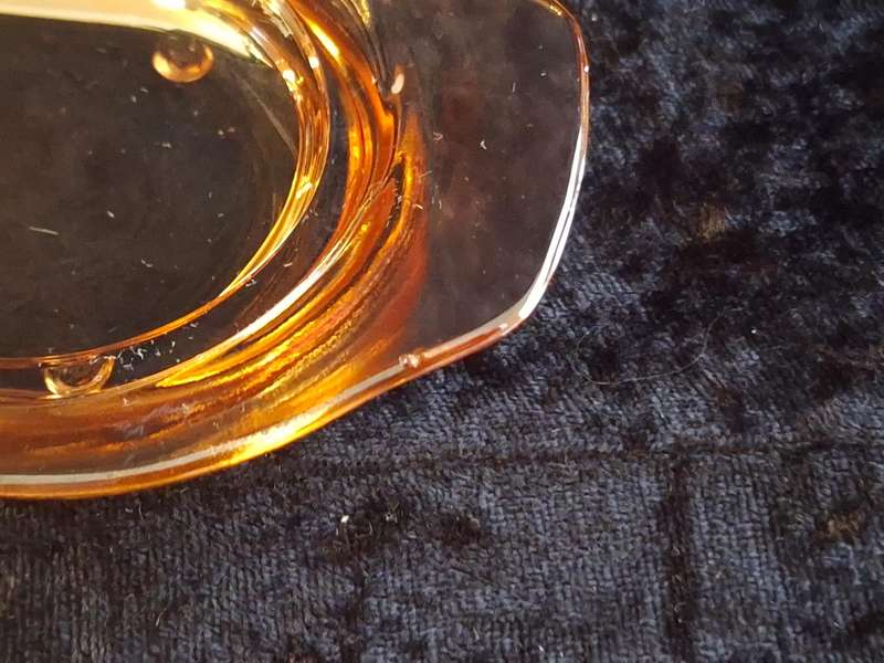 Beautiful Vintage Carnaval Glass Butterdish.