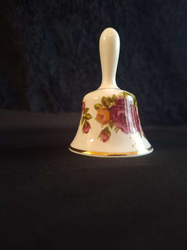 Vintage Ashleydale England Fine Bone Chine Bell.