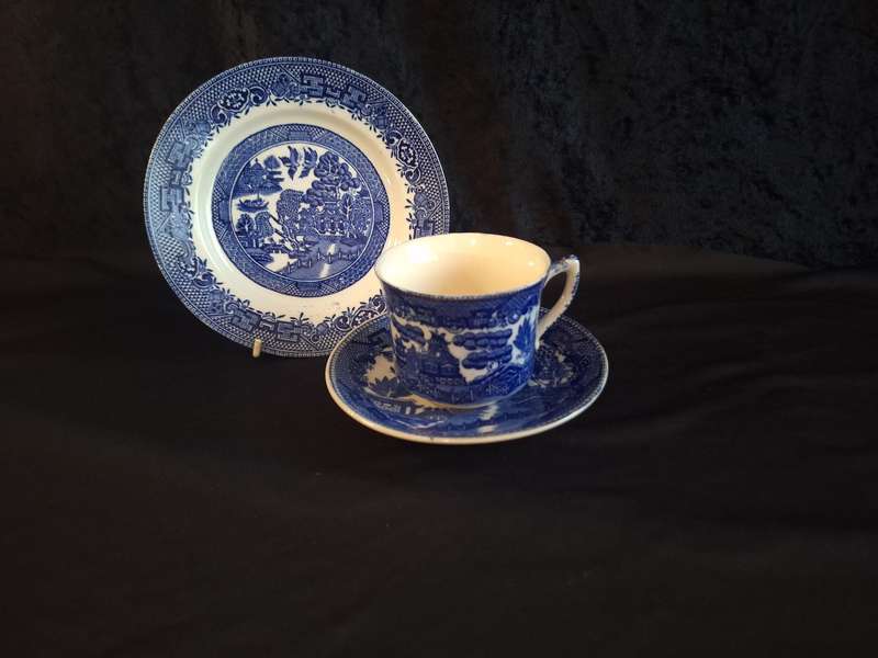 Vintage Willow Royal Venton Ware Trio - B.