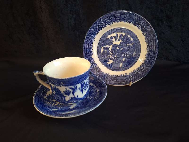 Vintage Willow Royal Venton Ware Trio - C.