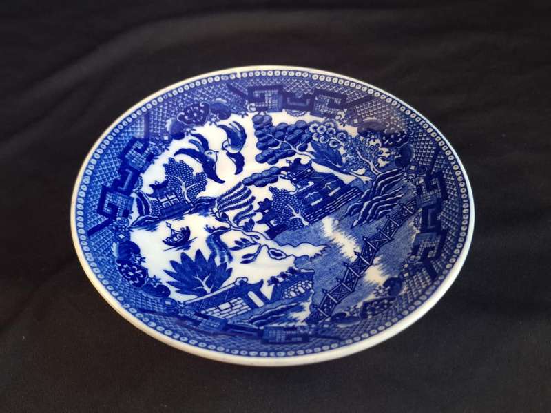Vintage Willow Royal Venton Ware Duo