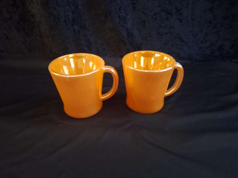 Stunning Set of 2 Vintage Luster Glass Mugs