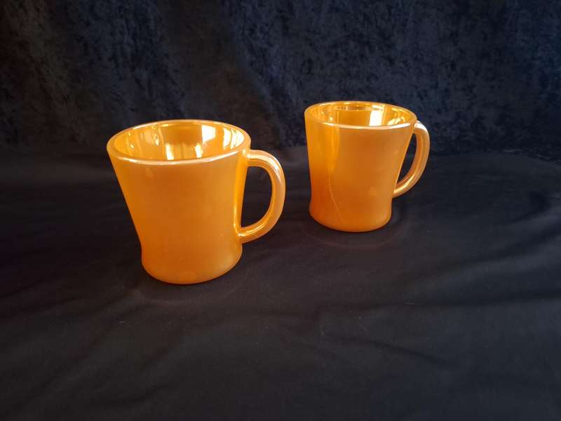 Stunning Set of 2 Vintage Luster Glass Mugs