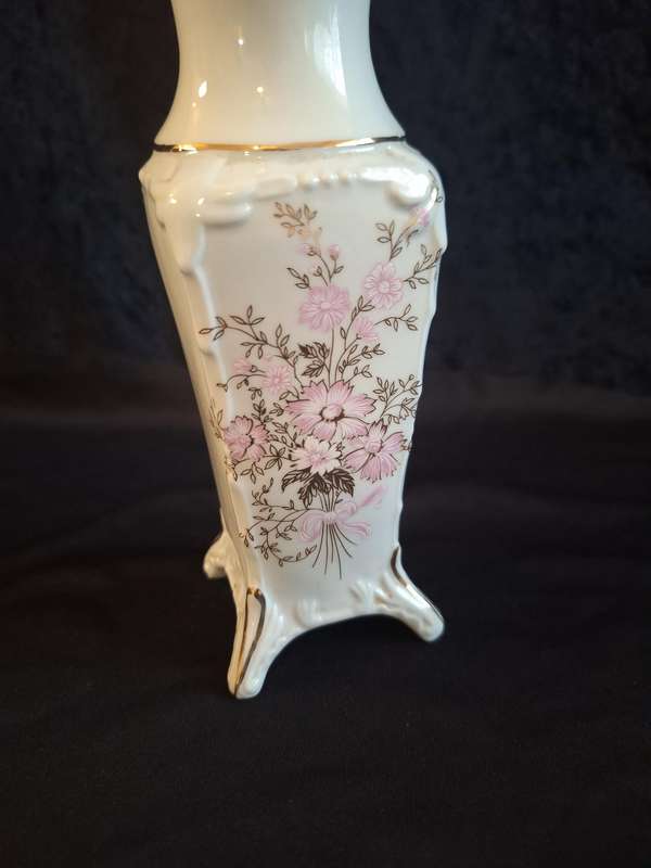 Beautiful Vintage Limoges Vase (Portugal)