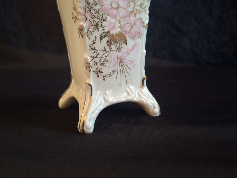 Beautiful Vintage Limoges Vase (Portugal)