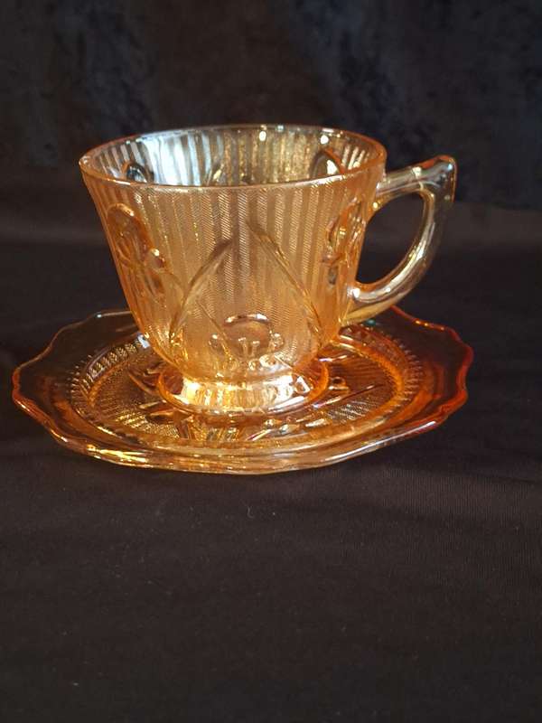 Stunning Vintage Carnival Pressed Glass Duo - E.
