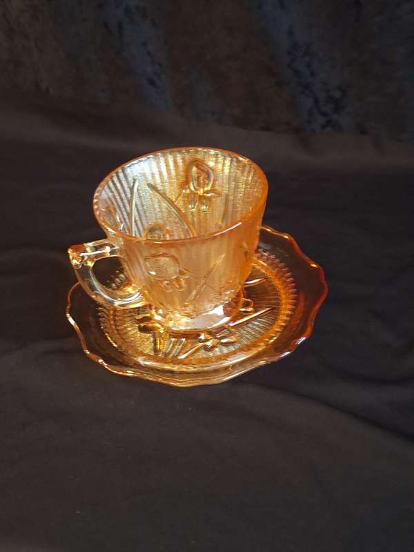 Stunning Vintage Carnival Pressed Glass Duo - E.
