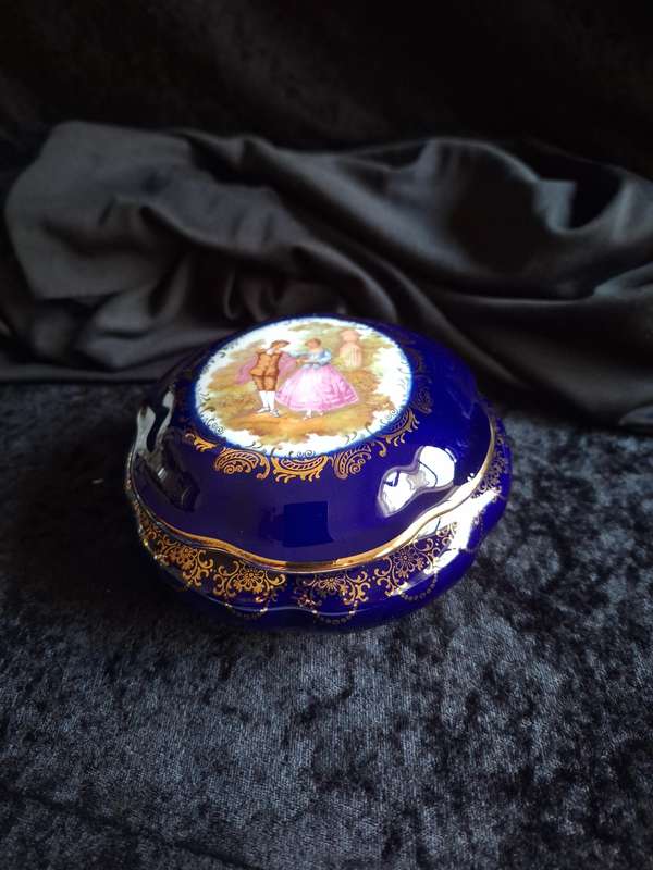 Beautiful Vintage Limoges France Dressing Table Trinket.