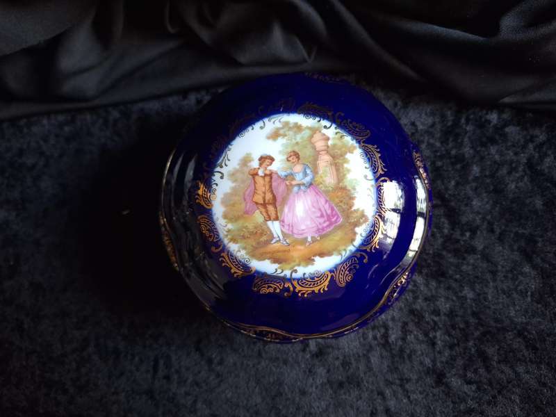 Beautiful Vintage Limoges France Dressing Table Trinket.