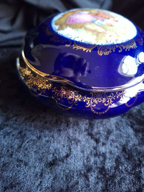 Beautiful Vintage Limoges France Dressing Table Trinket.