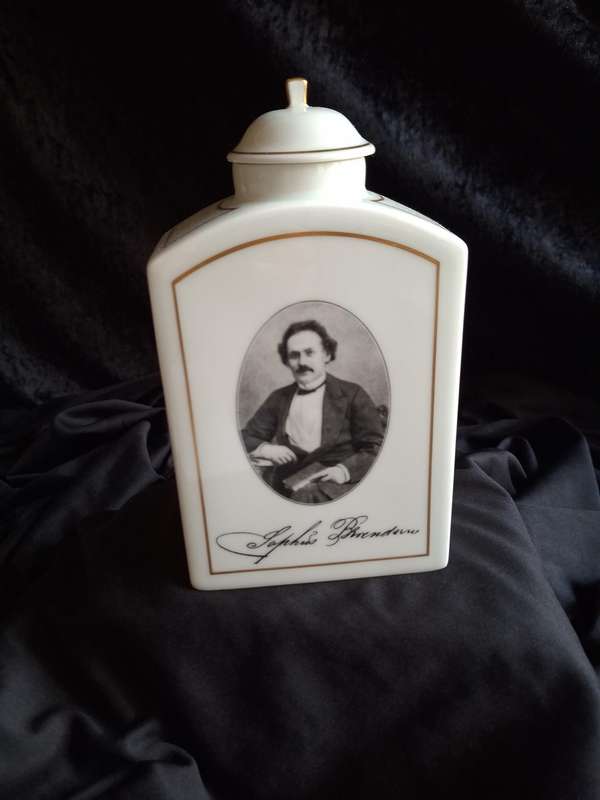 Stunning Vintage B & G Copenhagen Porcelain Tea Caddy (Sophus Barendsen)