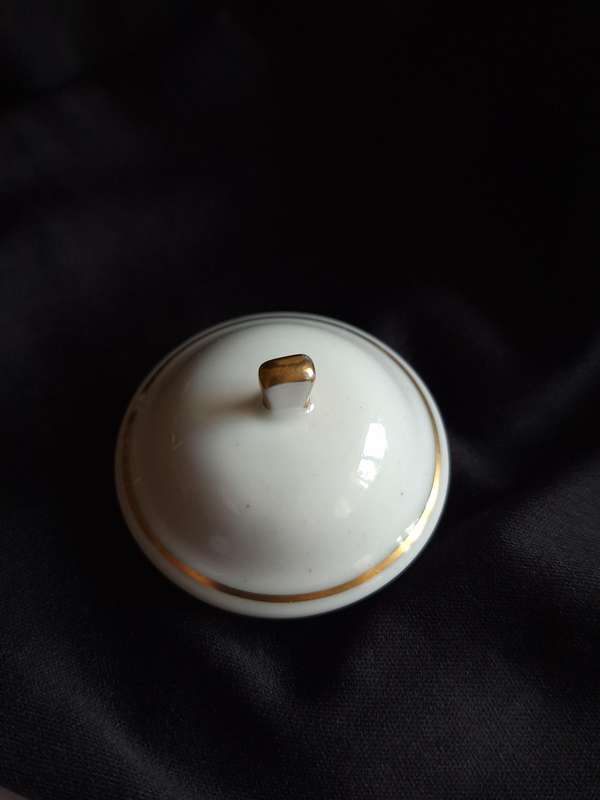 Stunning Vintage B & G Copenhagen Porcelain Tea Caddy (Sophus Barendsen)