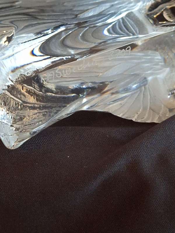 Vintage Mats Jonasson Crystal Rooster Art Glass - Signed - Made in Sweden.