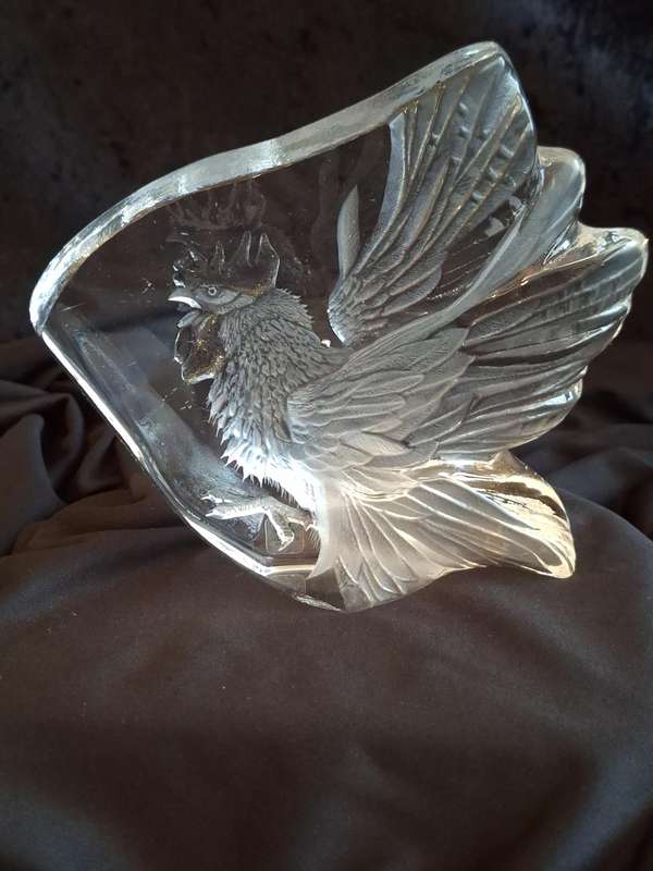 Vintage Mats Jonasson Crystal Rooster Art Glass - Signed - Made in Sweden.