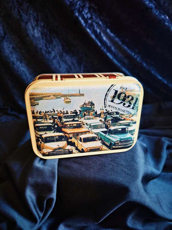 Vintage Styled Tin