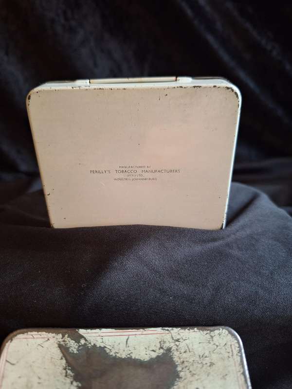 Vintage Set of King Counsel Cigarettes Tins
