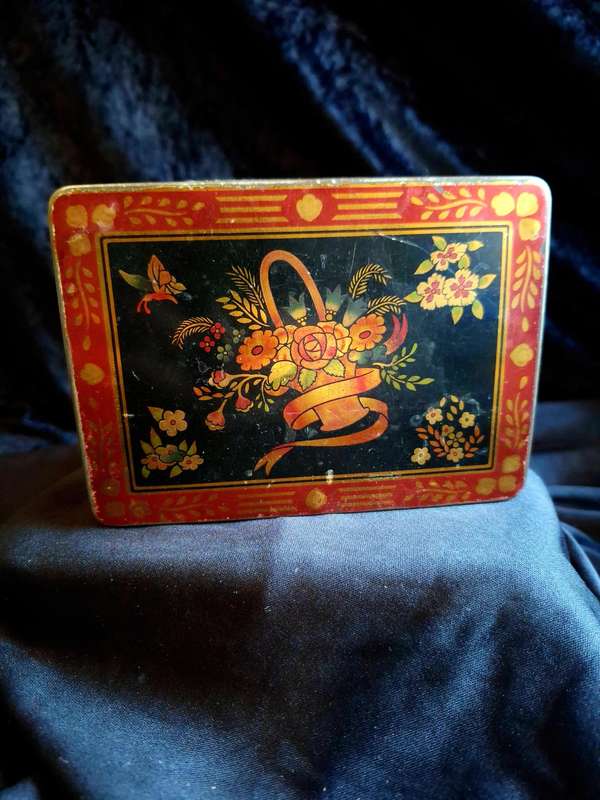 Vintage Edward Sharp Floral Toffee Tin.