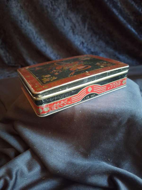 Vintage Edward Sharp Floral Toffee Tin.
