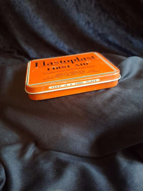 Vintage Elastoplast Tin - D.