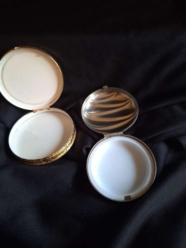 Vintage Set of Pill Boxes