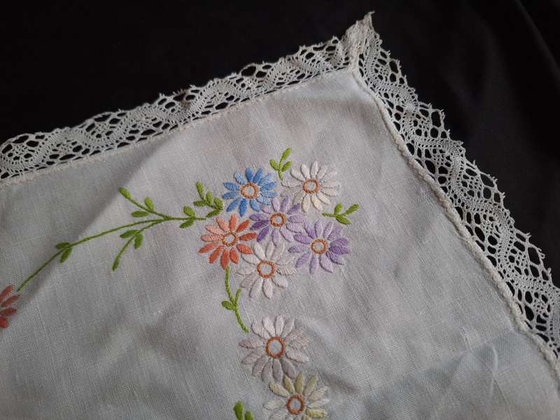 Beautiful Vintage Embroidered Tray Cloth - B.