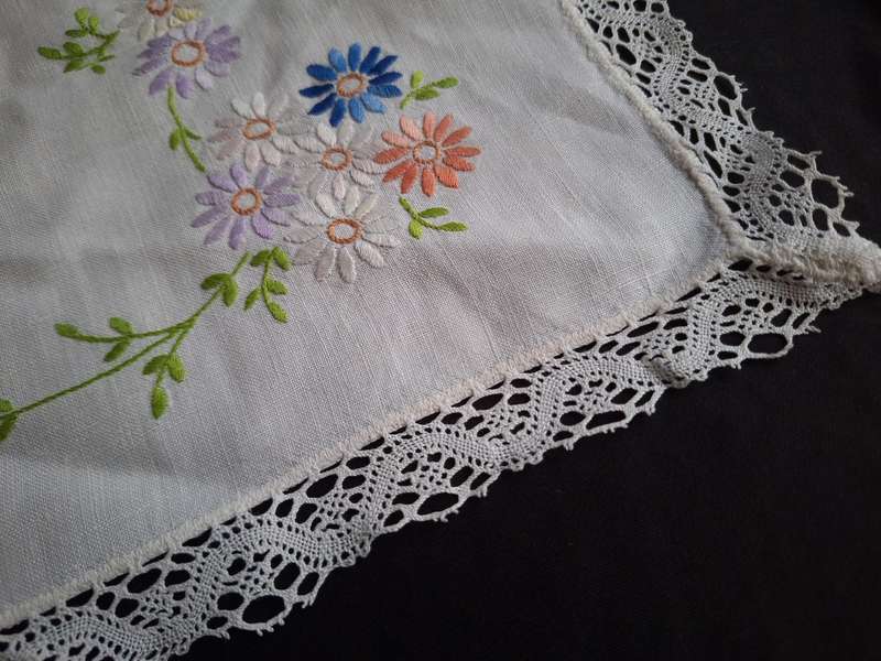 Beautiful Vintage Embroidered Tray Cloth - B.