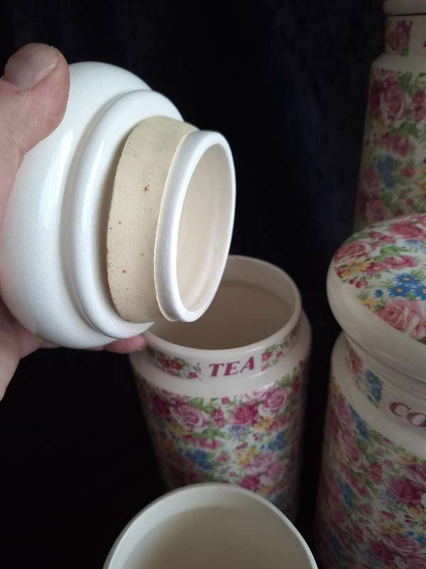 Beautiful Vintage Jones & Middlton Ltd. Ceramic Chintz Kitchen Counter Canister Set.