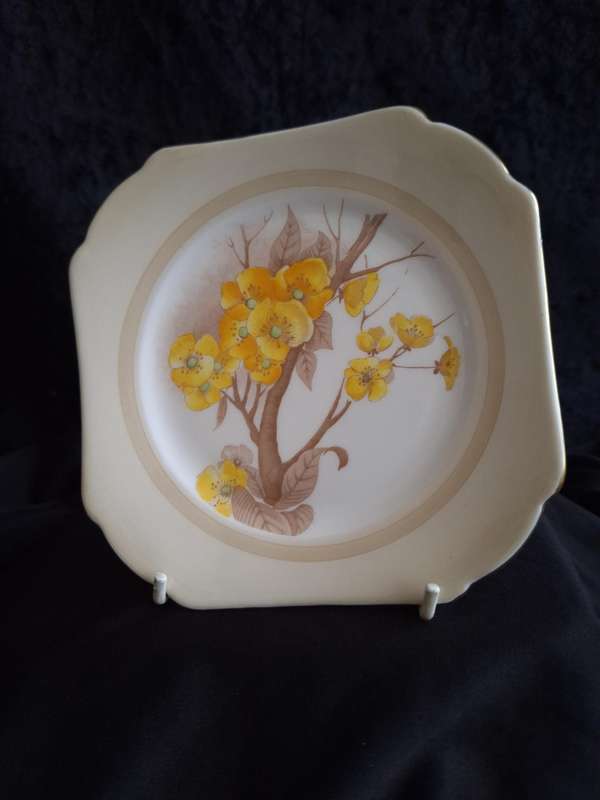 Stunning Art-Deco 1920's Shelley Small Plate - Reg. No: 771299/12547/E - A