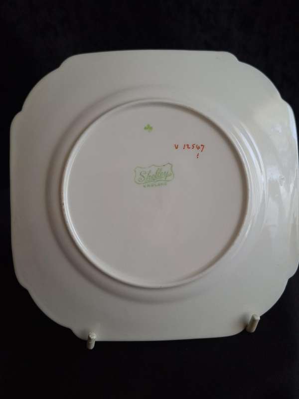 Stunning Art-Deco 1920's Shelley Small Plate - Reg. No: 771299/12547/E - B