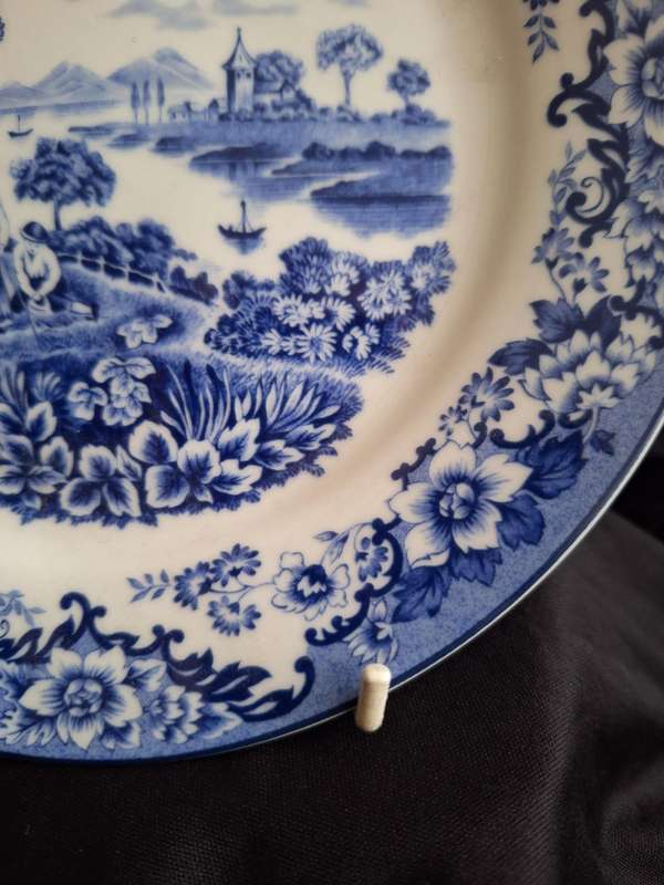 Beautiful Vintage William & James - Staffordshire Porcelain Small Plate.