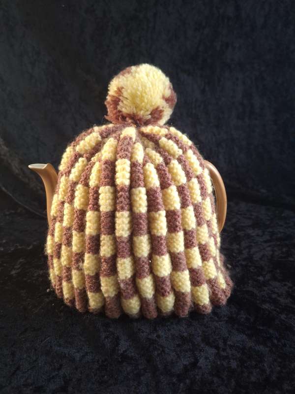 Beautiful Retro 1960's Hand Knitted Teapot Cozy