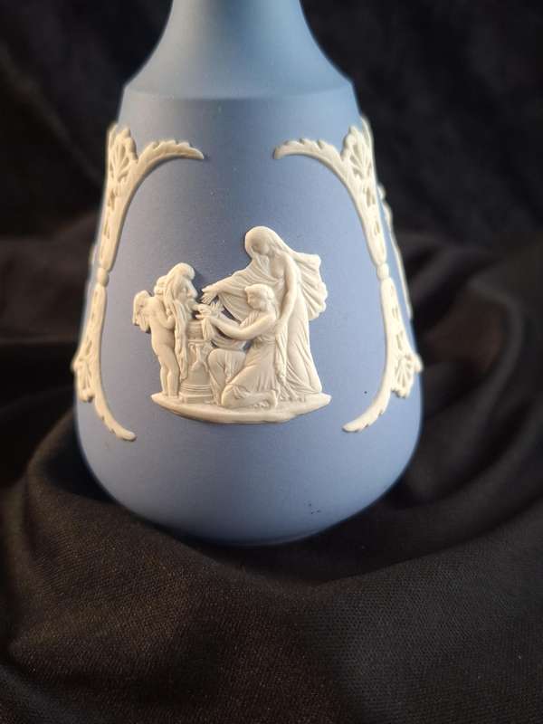Beautiful Vintage Wedgewood Vase