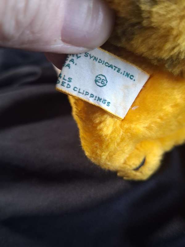 Vintage 1980's Dakin Garfield Plush Toy