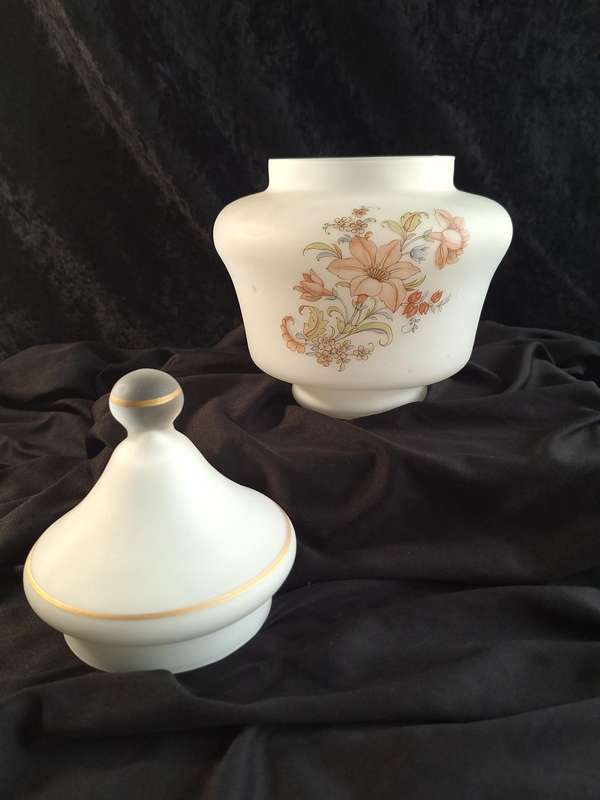 Stunning Vintage Italian Empoli Satin Glass Jar.