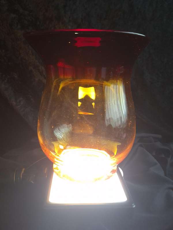 Stunning Vintage Italian Glass Vase.