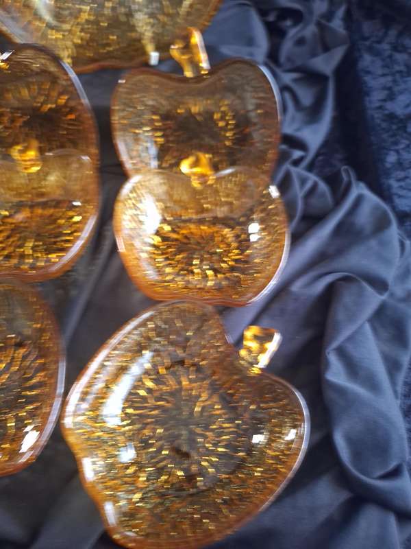 Beautiful Vintage Italian Amber Coloured Glass Dessert Set.