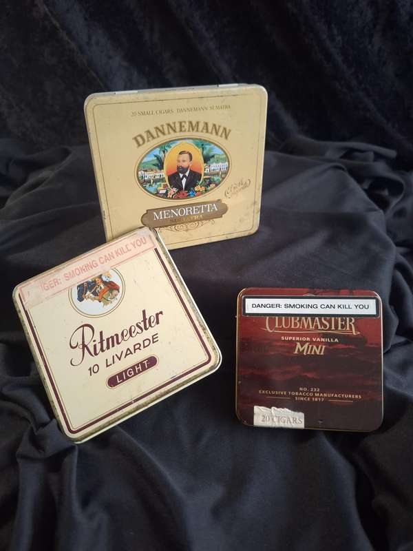 Vintage Set of Cigar Tins.