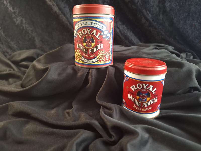 Vintage Royal Baking Powder Tin set - B.