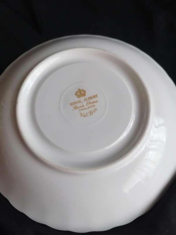 Vintage Royal Albert - Val D'or Saucer - A.