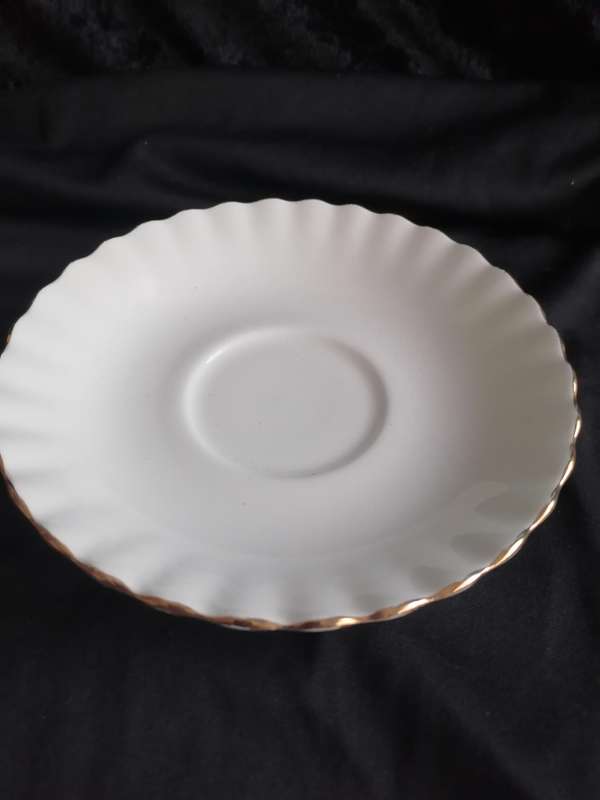 Vintage Royal Albert - Val D'or Saucer - B.