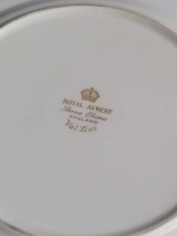 Vintage Royal Albert - Val D'or Small Plate.