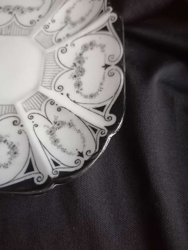 Vintage Art-Deco Shelley Coffee Saucer (B & W) RD: 723404/11504